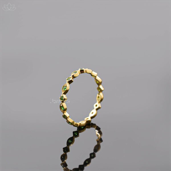 14K Yellow Gold Tsavorite Band Ring Jewelry